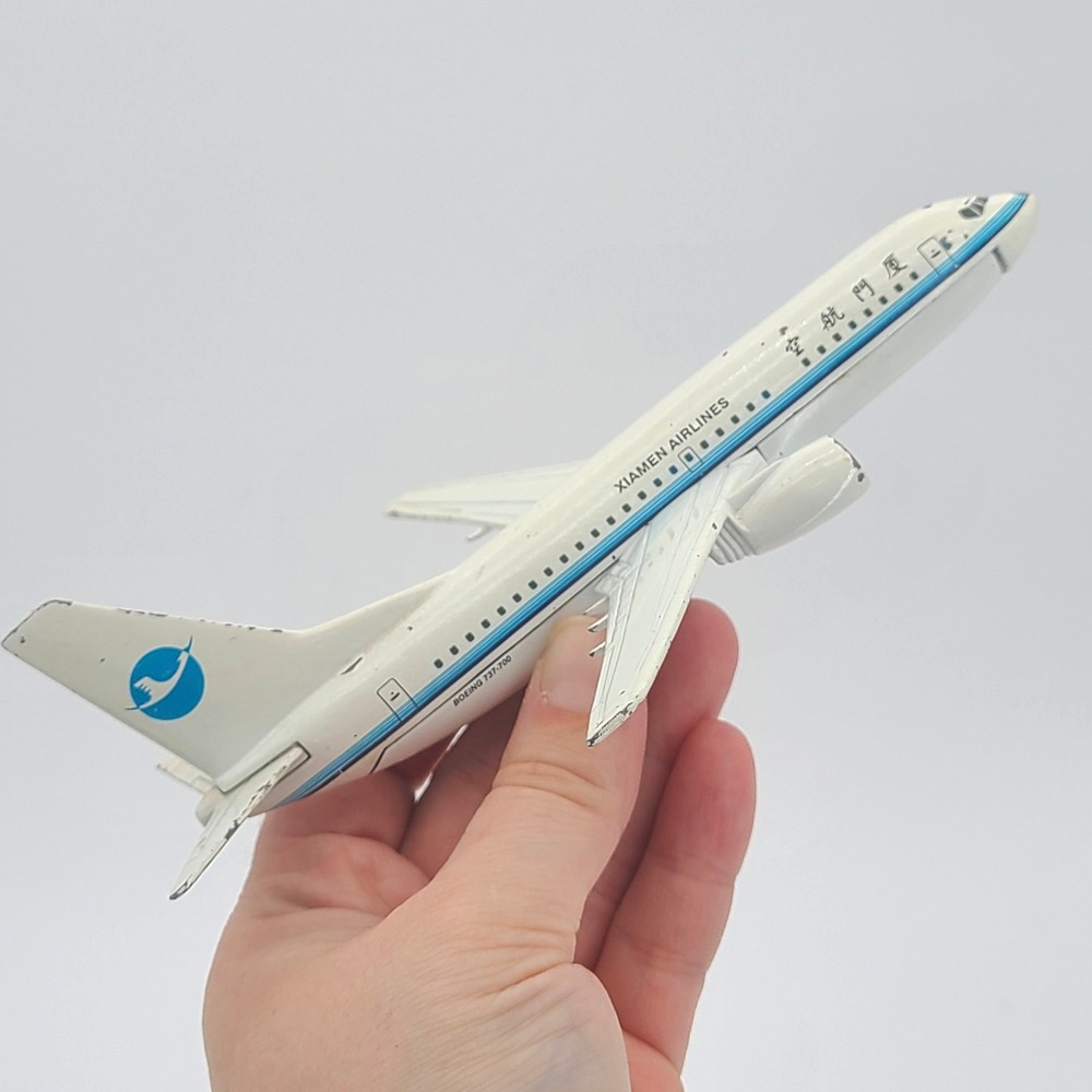 1:400 Xiamen Airlines Boeing B737-700 Diecast Aircraft Jet Model Vintage